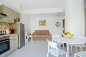 Flat with garden sea view next to the beach - Image 2