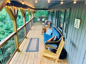 SkyBarn on Rocky Knob - Views, Relaxation, Adventure, Game Room & Hot Tub - Image 3