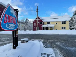 Adventurebrook, bike, ski & hike out your front door! 0.25 miles to lower lift! - Image 2