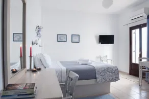 Calderimi studio for 2 in Fira. - Image 3