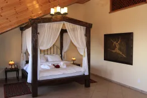 Dreams Suite - PninaBaGolan - Image 4