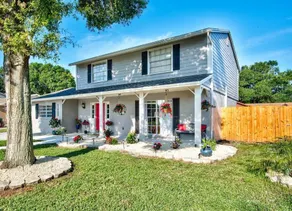 Hot Tub, Pool, Game Room & Mini Golf + 2 King Beds, Fun For the Whole Family! - Image 4