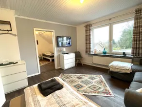 Cozy apartment with views and kitchen - Image 2