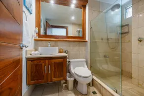 Cozy and Spacious in Prime Escazu+Views+Pool+AC - Image 4