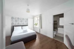 Three Bedrooms Flat Central London-Emirate - Image 5