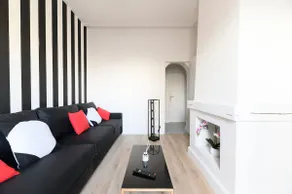 Daumier - New 2 Bdrs Flat near la Seine - Image 2
