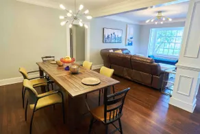 Historic Home, 4 Bedrooms 3 Full Bathrooms. - Image 5