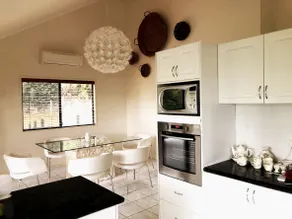 Noosa hinterland acreage close to the beach - Image 3