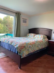 Sunny, private accommodation and children's park - Image 4
