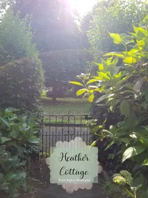 Heather Cottage - Stylish 3 Bedroom Cottage, Garden, Parking, Pets Welcome - Image 4