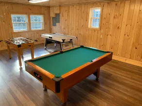 Newly Renovated AC 4 ACRES 3000sqft home with Full Game Room - Image 4