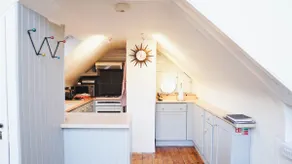 Unique Penthouse in heart of Petworth, South Downs - Image 5
