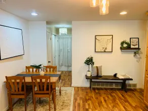 Cozy, spacious 2 bedroom Okoboji Ave. home - Image 3