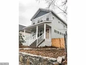 Gorgeous Home in Heart of Northeast's Art District!! Just 10 min from Downtown! - Image 2