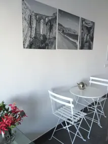 Luxery one bedroom apartment with seaside view - Image 4