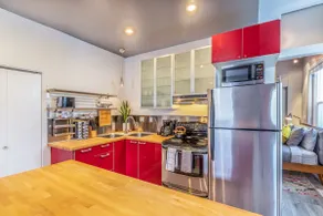 New Contemporary Historical Unit from 5 Star Host - Image 5