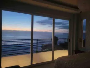 Tritons 360 View - Image 2