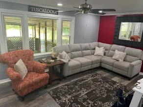 Roll Tide! 4 Bed, 2 Bath Home. Fire Pit - Image 2