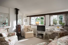 Quirky hjem med romantiske Hyrdernes hytte soveværelser og smuk have nær Padstow - Image 4