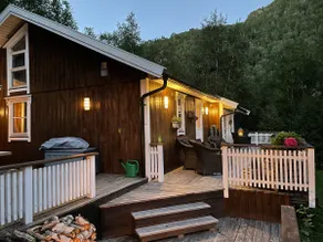 Cozy cabin next to the fjord with jacuzzi. - Image 4