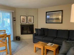 Beautiful Condo on the Ocean Bluffs - Image 3