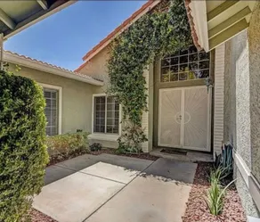 Affordable VILLA ROSA, close to Las Vegas Blvd - Image 2