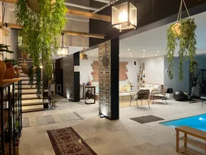 Beautiful and pleasant house with heated pool - Image 4
