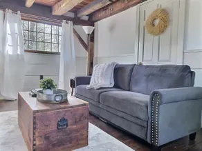 Stuart Cottage/Minutes to Mohawk Ski Area - Image 3