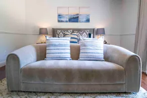 A Travelers Dream Come Stay with us! - Image 4