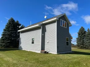 2 Bedrooms - Room to park boat! - Close to water & Potawatomi State Park - Image 2