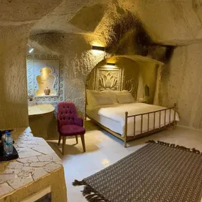 Cappadocia Lemon Cave House - Image 4