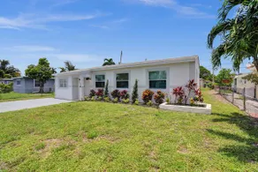 MiamiMuralHouse:4BRw/themes, Game room, Backyard - Image 4