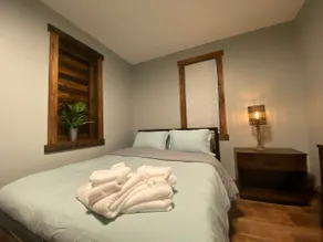 STUNNING RENOVATED 4BR House - Image 4