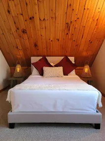 Farm style cozy cottage with hot tub - Image 5