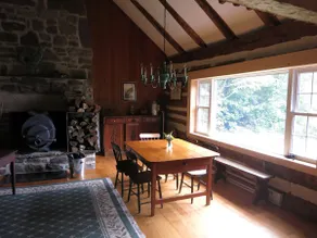 Adirondack Log Cabin with view of Montreal - Image 3
