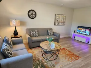 Walkout Basement (Bedroom/Bath/Living Room) - Image 2