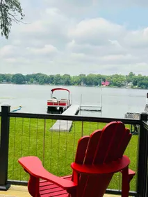 Lakefront House, Pontoon, Deck, Fire Pit & More! - Image 2