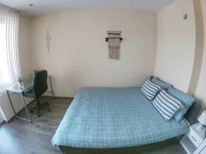 By the CATHEDRAL - TOP center - 2 Bedroom FLAT - Image 3