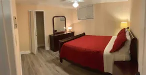 Comfortable Guest Suite in Orleans - Image 4