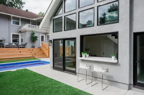 The Black Walnut KC Pool House & Hot Tub - Image 2
