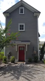 Mount Pleasant Carriage House - Image 2