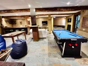 House with Jacuzzi, BBQ, fireplace and much more - Image 4