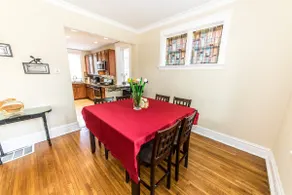 Sleeps 9, walk to Forest Park/WashU/Zoo/DelmarLoop - Image 3