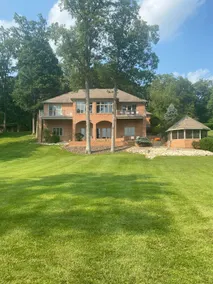 Lake View - Image 2