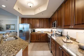  Naples Bay Resort- close to beaches and downtown - Image 5