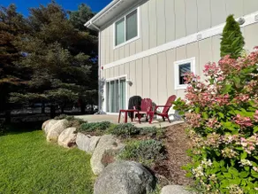 Pop's condo: beautiful condo with community pool! - Image 3
