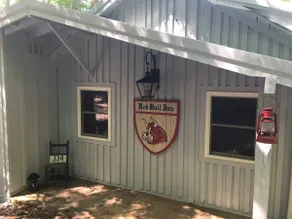 The Red Bull Inn Riverfront - Image 2