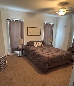 Cozy 3 bedroom, 1 bathroom townhouse! - Image 4