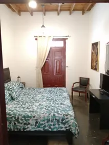 The Villa's Cottage - Image 4