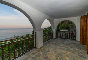Beach house Chorefto - Image 2